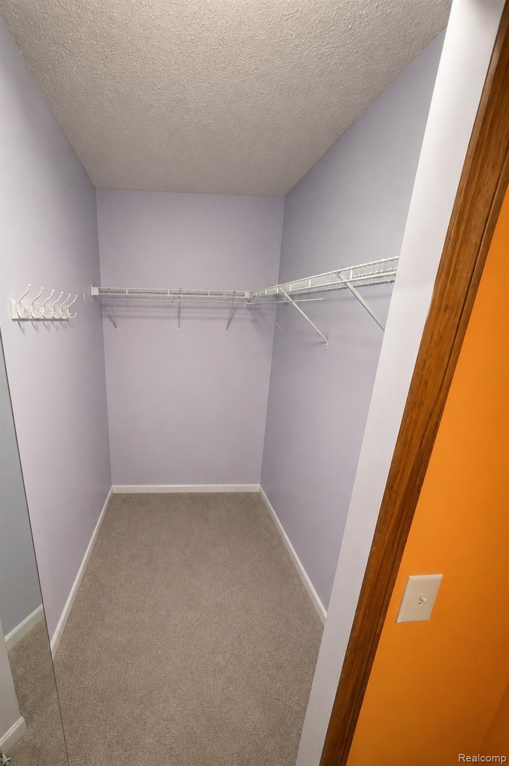 2568 Eagles Circle 2