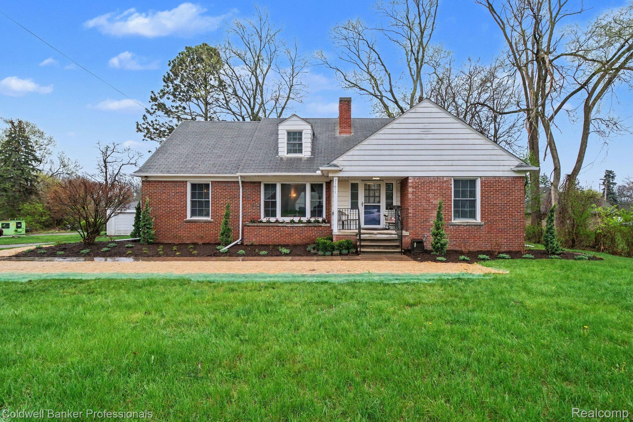 21611 W 10 Mile Road