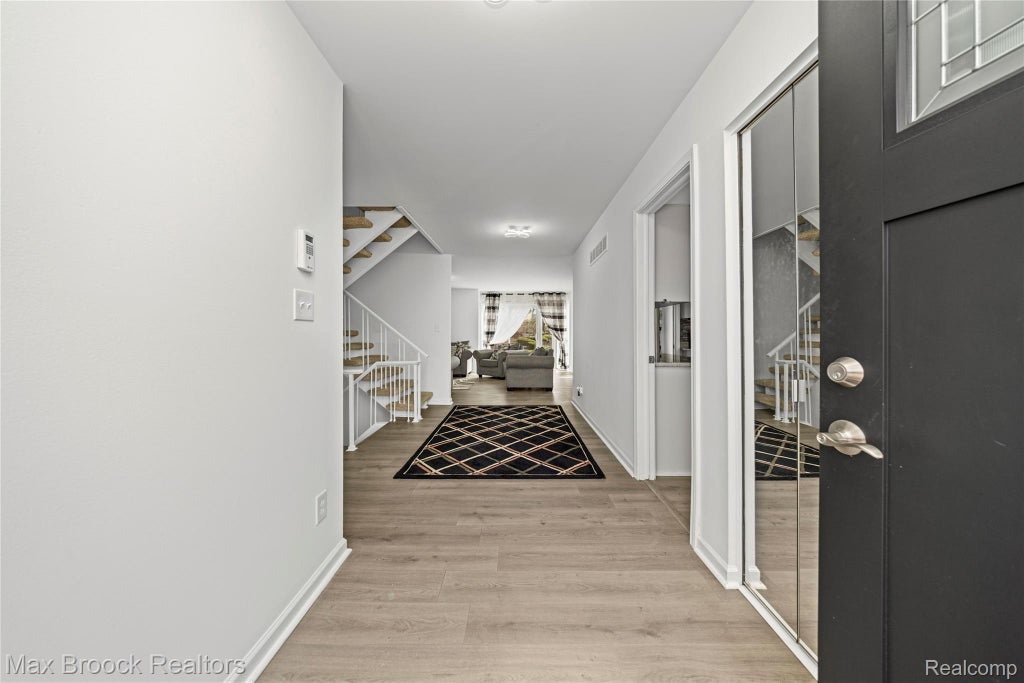 Photo of 7451 Pebble Point, West Bloomfield Charter Township, MI 48322 (MLS # 20261057287)