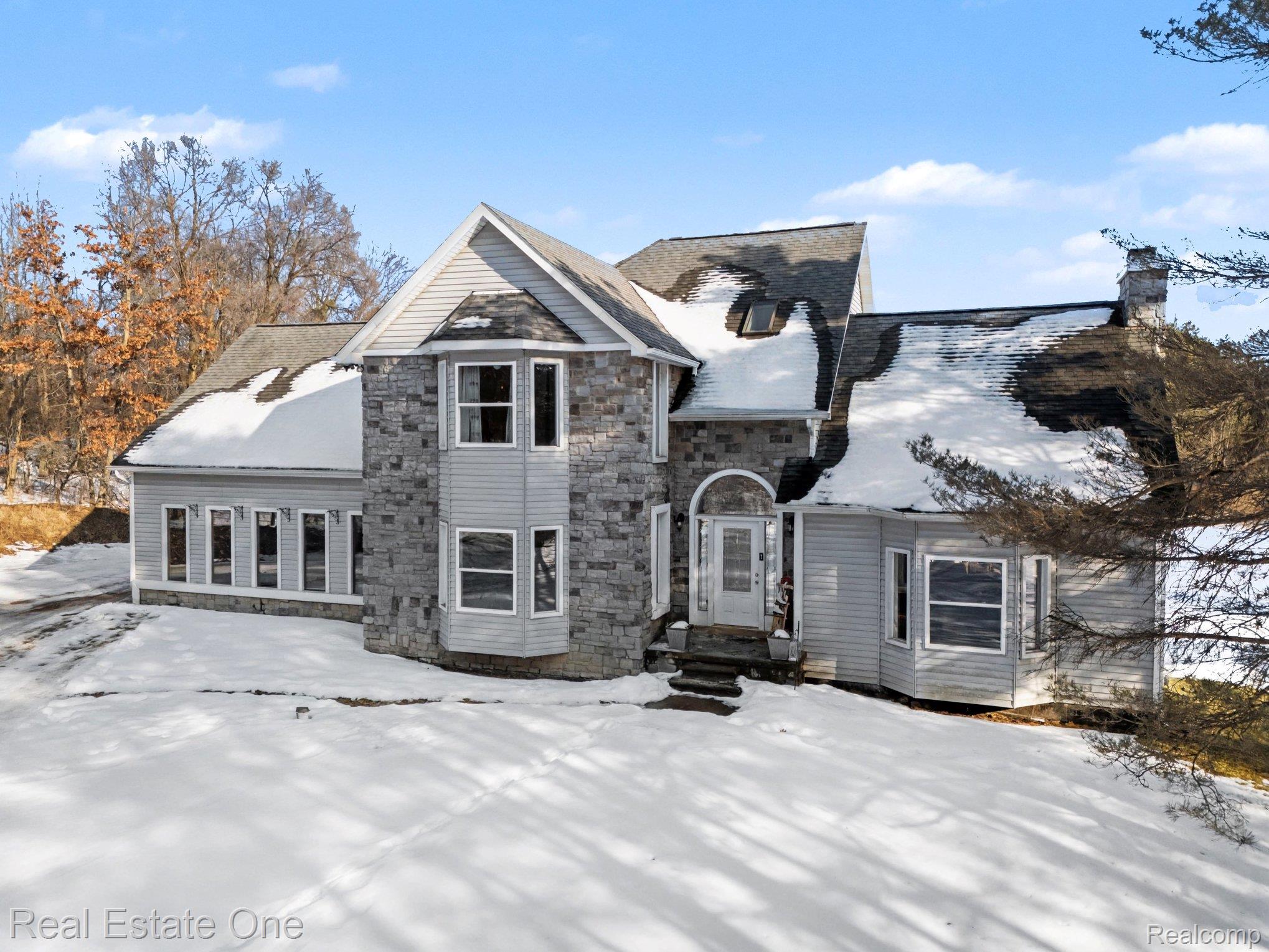 18403 Taylor Lake Road