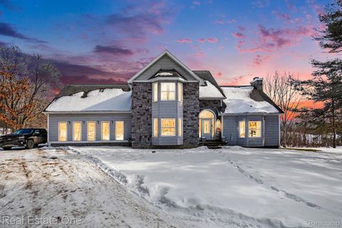 18403 Taylor Lake Road Rose Township MI 48442