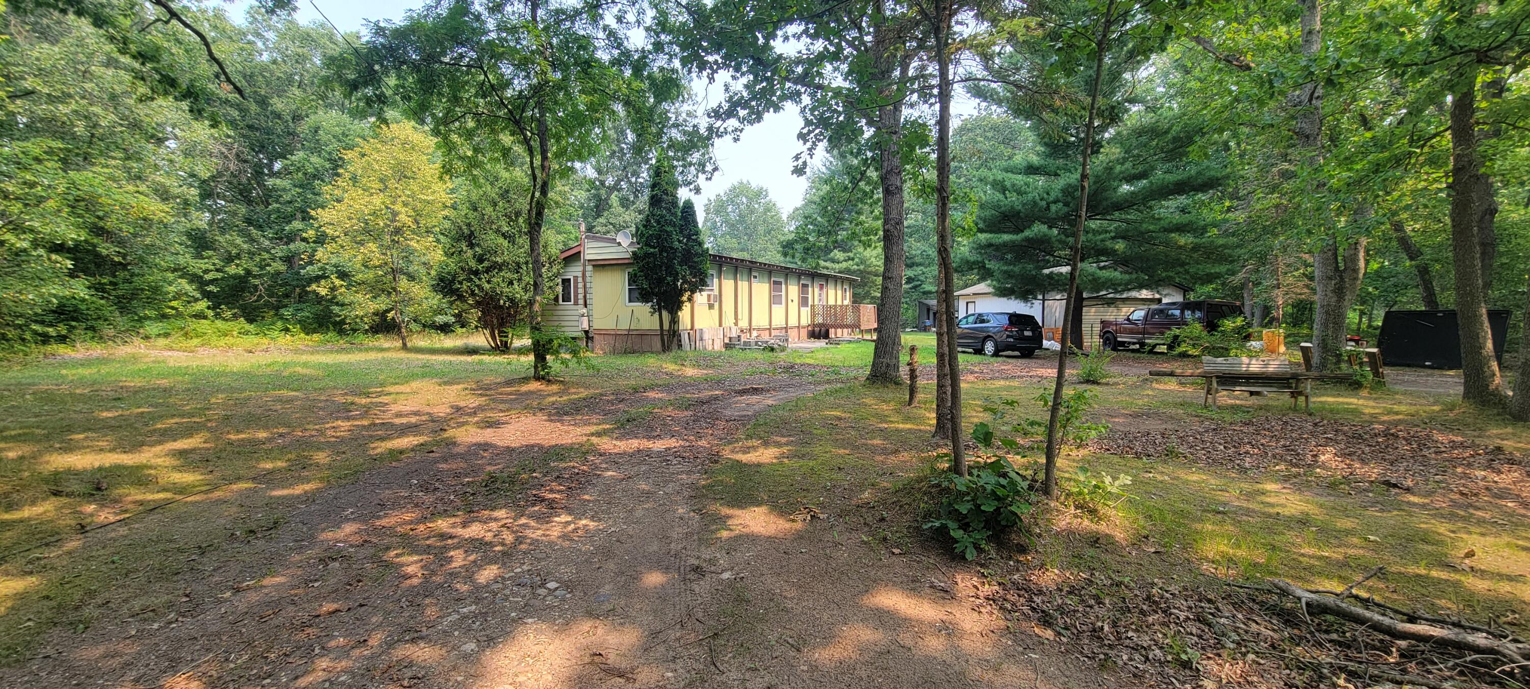 8570-8578 E US-10