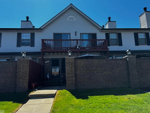 34635 W Marino Court Chesterfield Township MI 48047