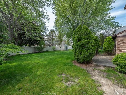 Tiny photo for 22262 Sherwood Lane, Brownstown Charter Township, MI 48134 (MLS # 57050209019)