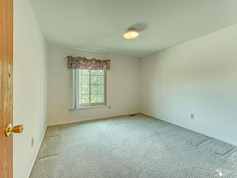 Tiny photo for 22262 Sherwood Lane, Brownstown Charter Township, MI 48134 (MLS # 57050209019)