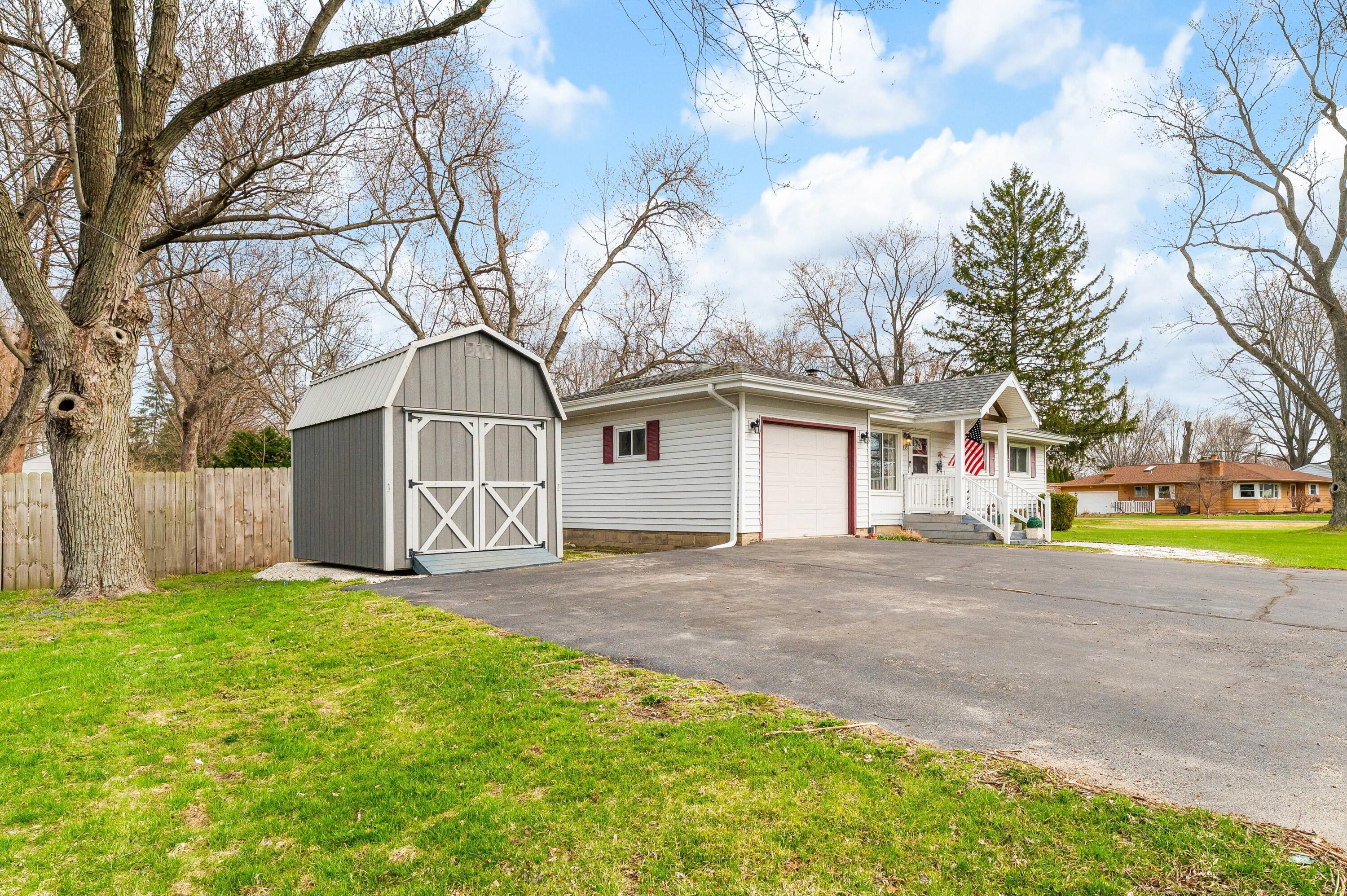 835 Ansley Drive