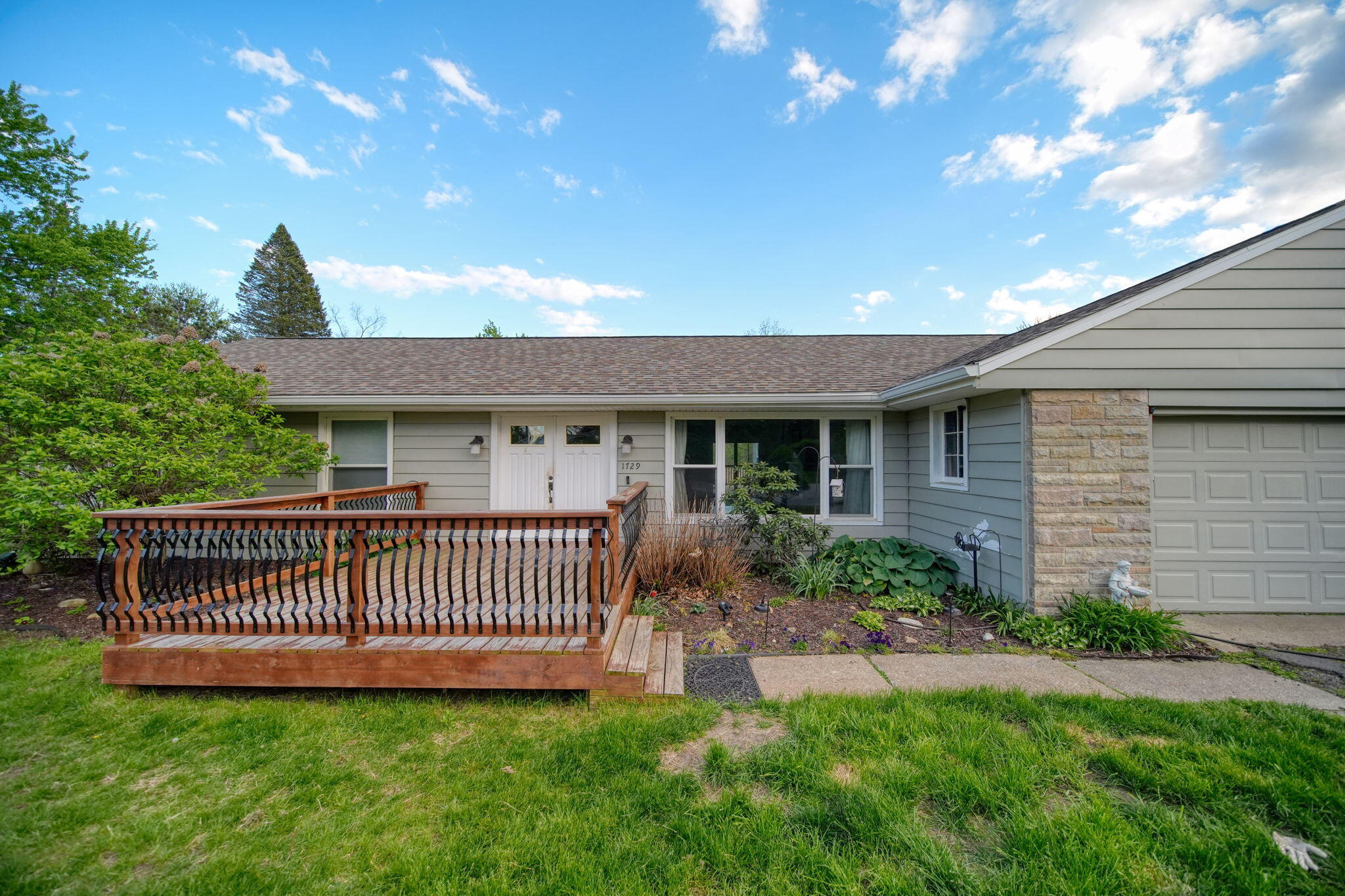 1729 Plateau Drive