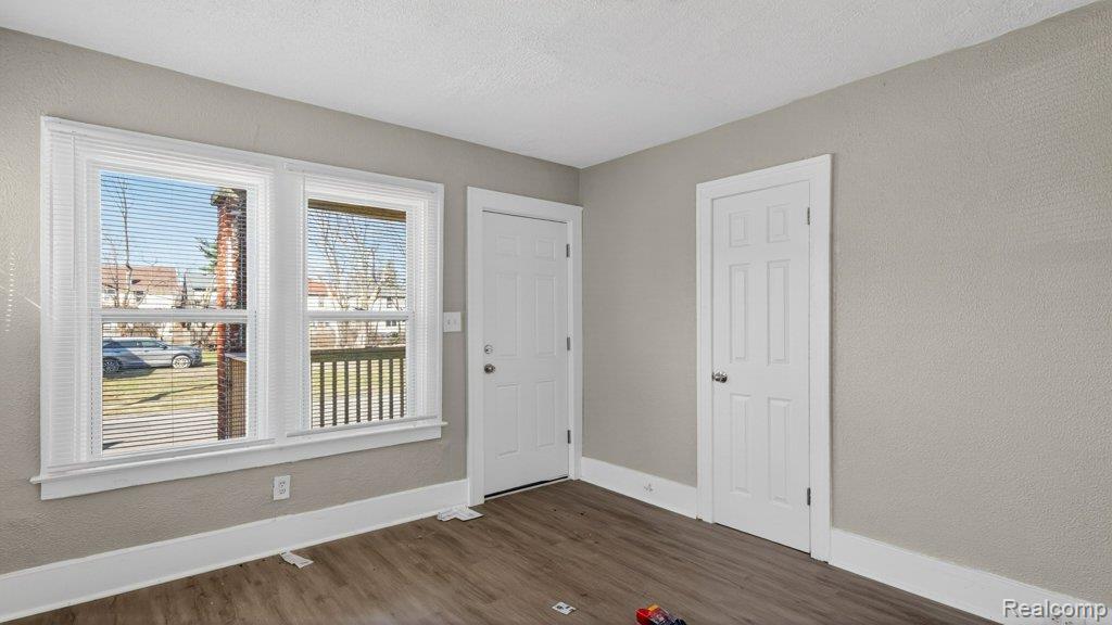 15820 Muirland Street