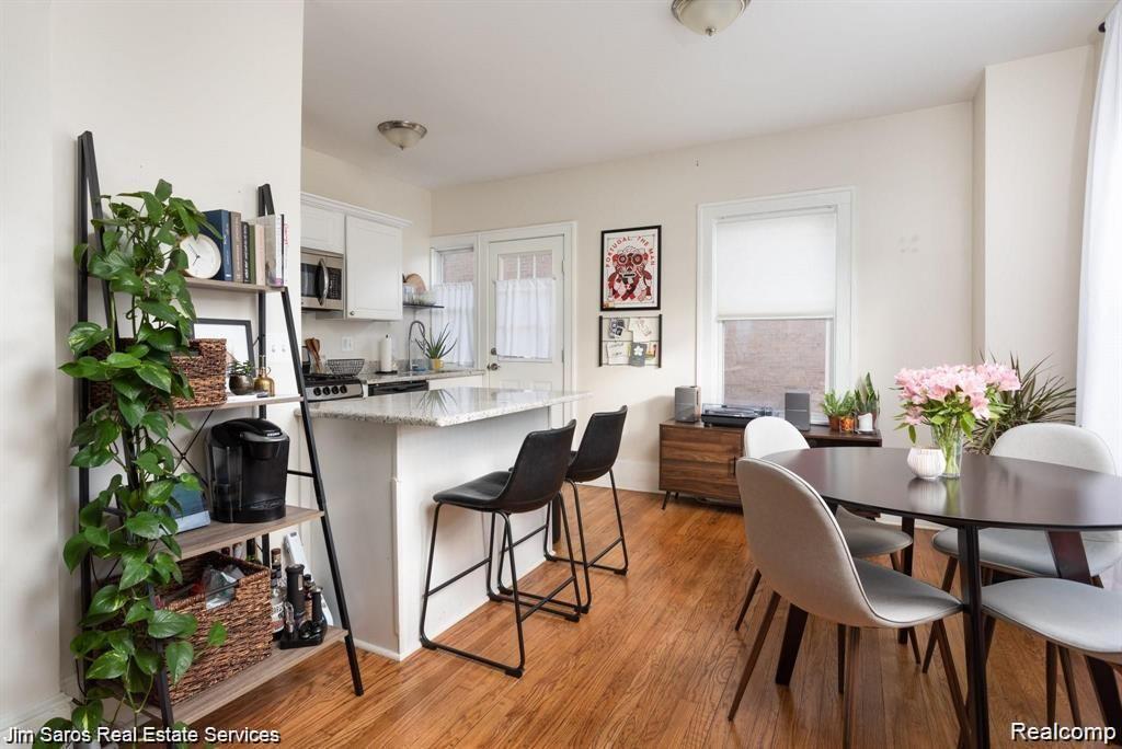 1080 Wayburn Street 15004