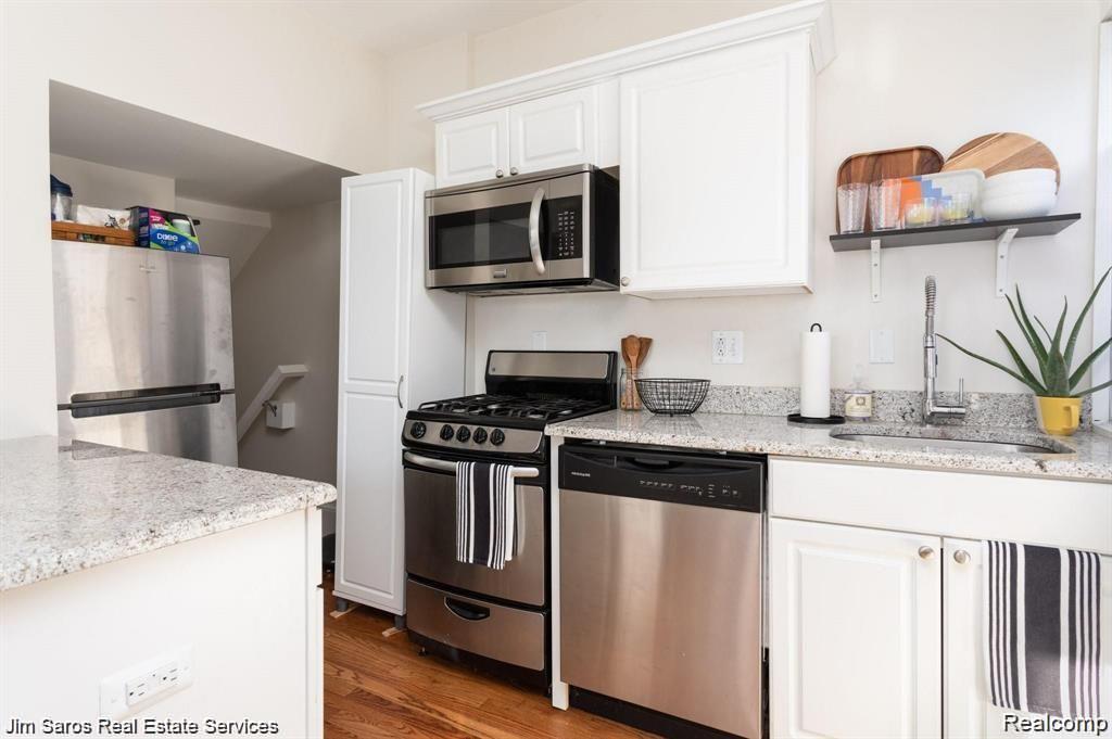 1080 Wayburn Street 15004