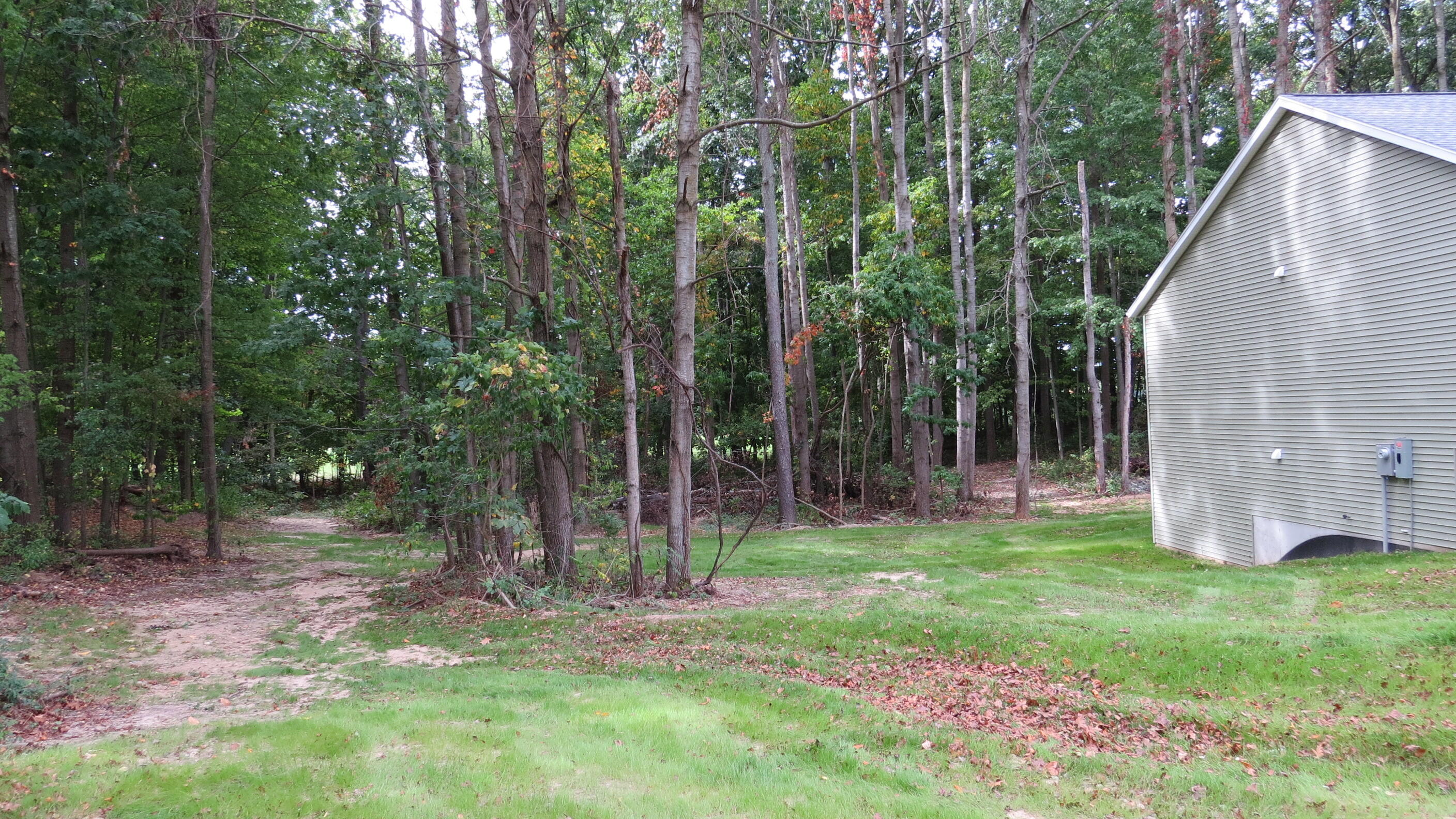 5882 Mullen Ridge Drive