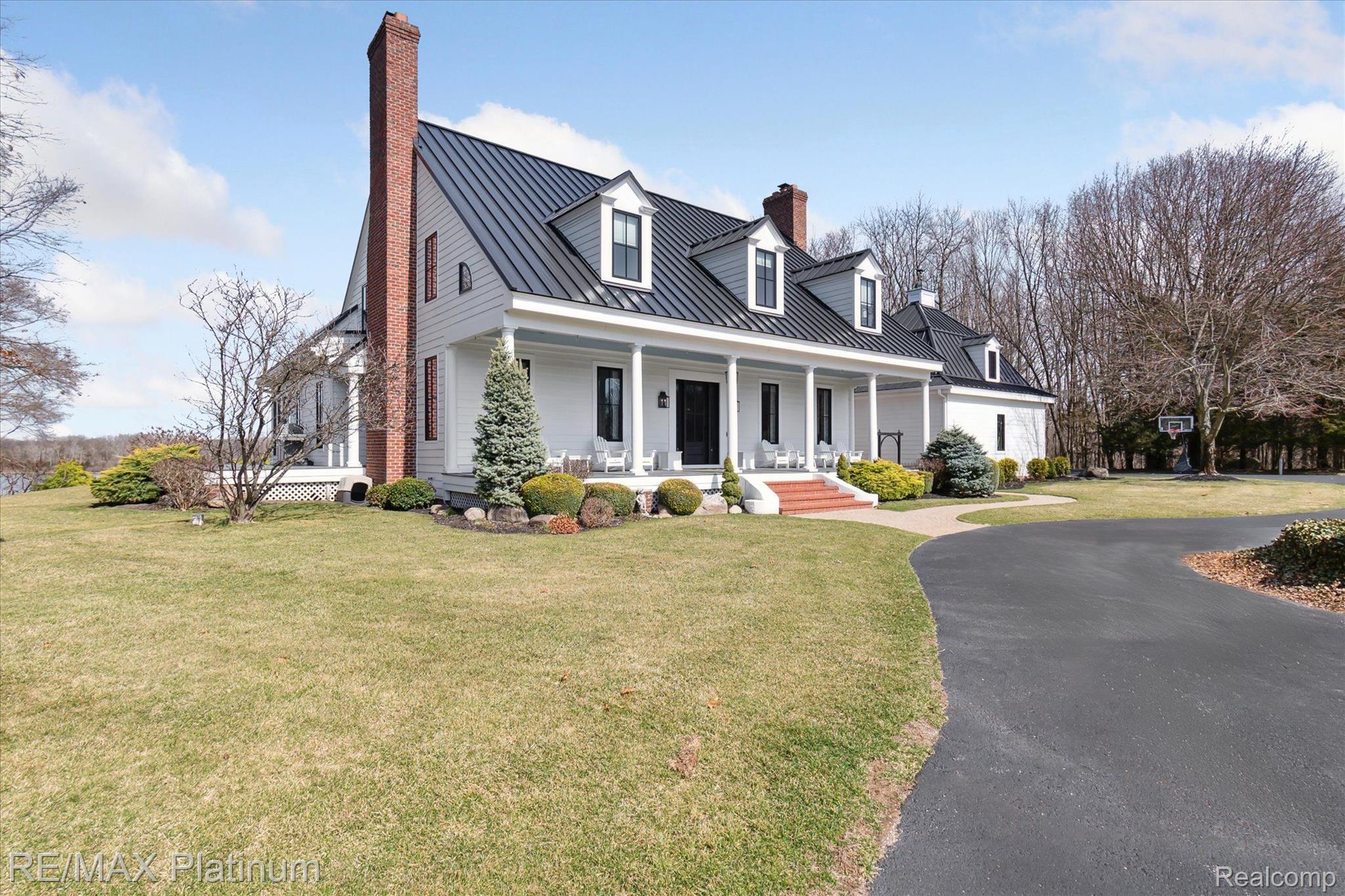 3304 OUTBACK Trail