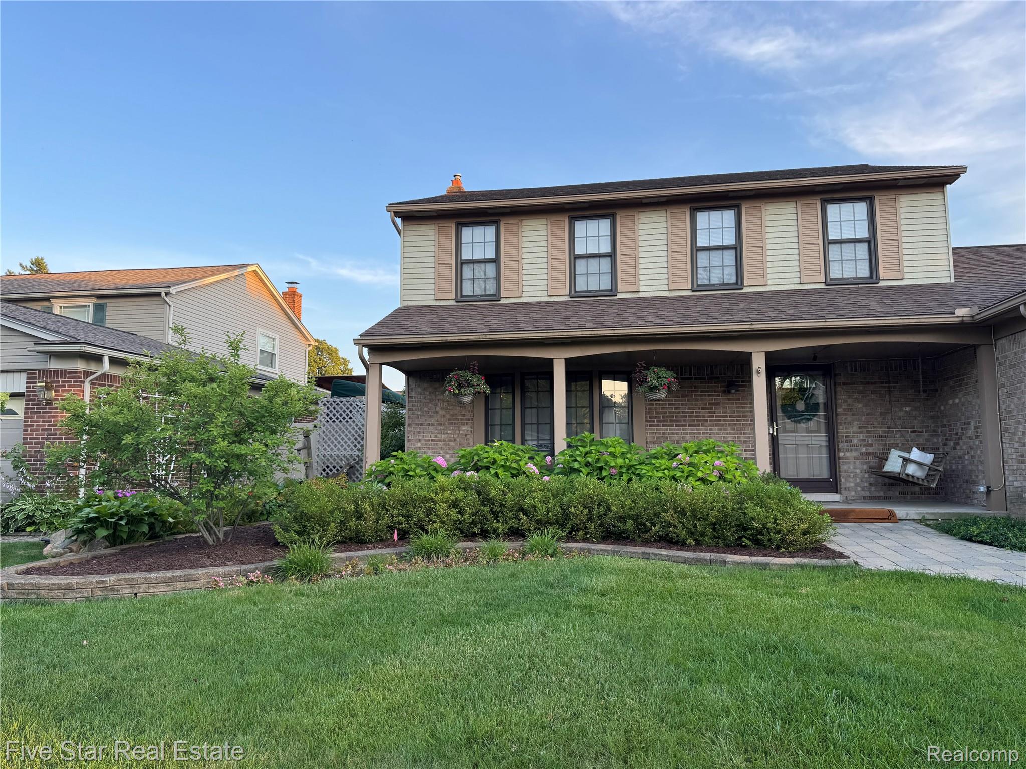 44089 Candlewood Drive