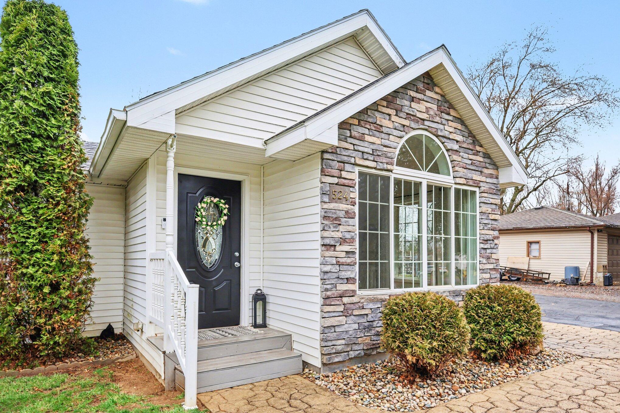 524 S Rosewood