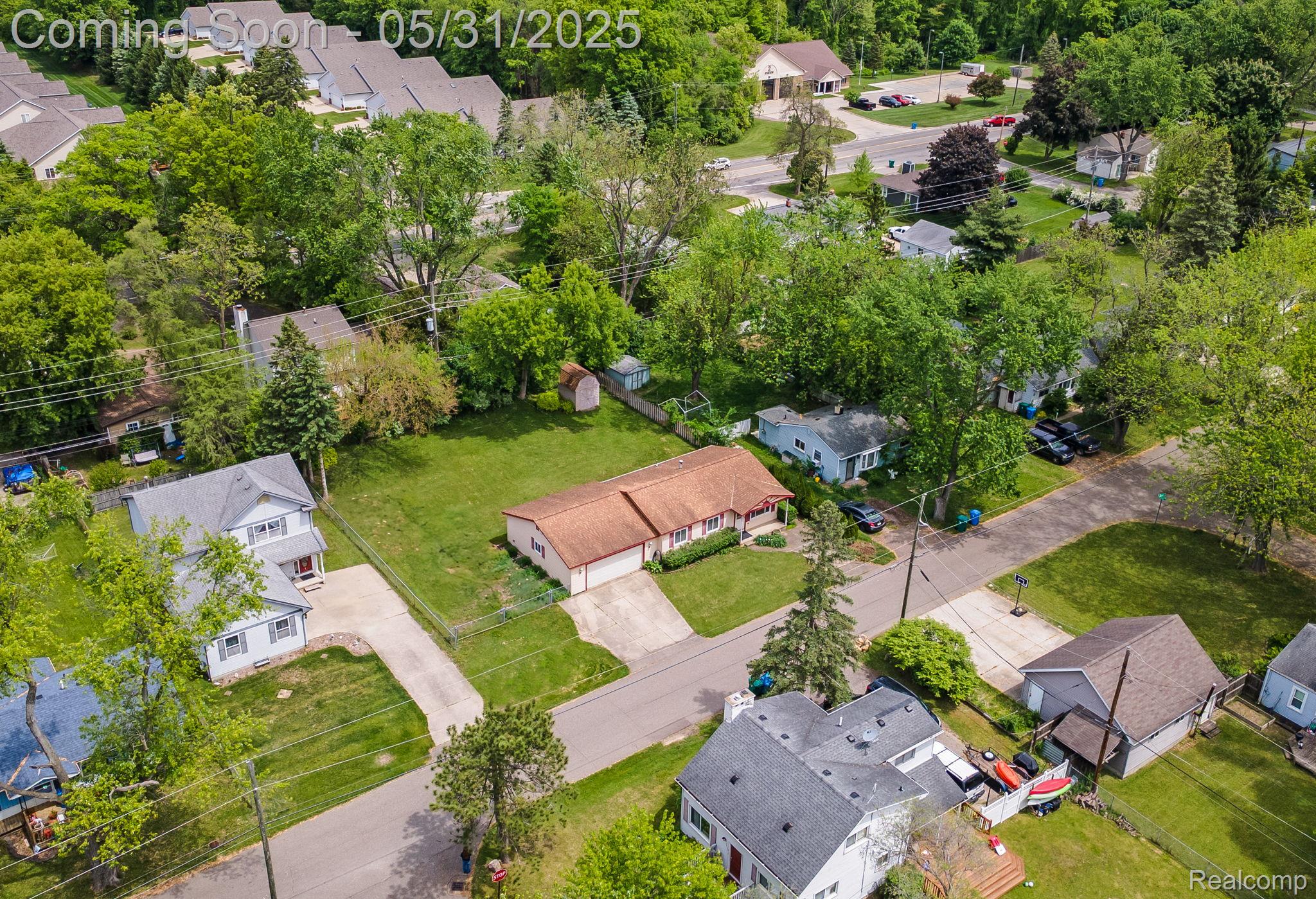 Commerce Charter Township, Michigan 48382, United States, 3 Bedrooms Bedrooms, ,1 BathroomBathrooms,Residential,Pending,139654