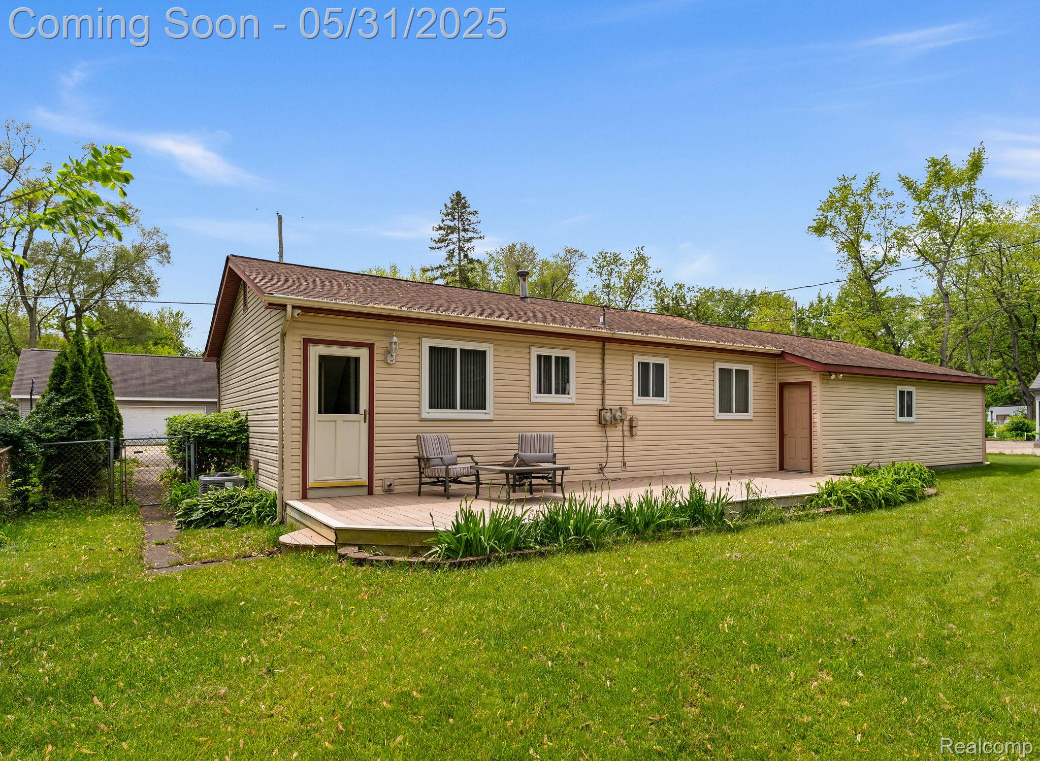 Commerce Charter Township, Michigan 48382, United States, 3 Bedrooms Bedrooms, ,1 BathroomBathrooms,Residential,Pending,139654