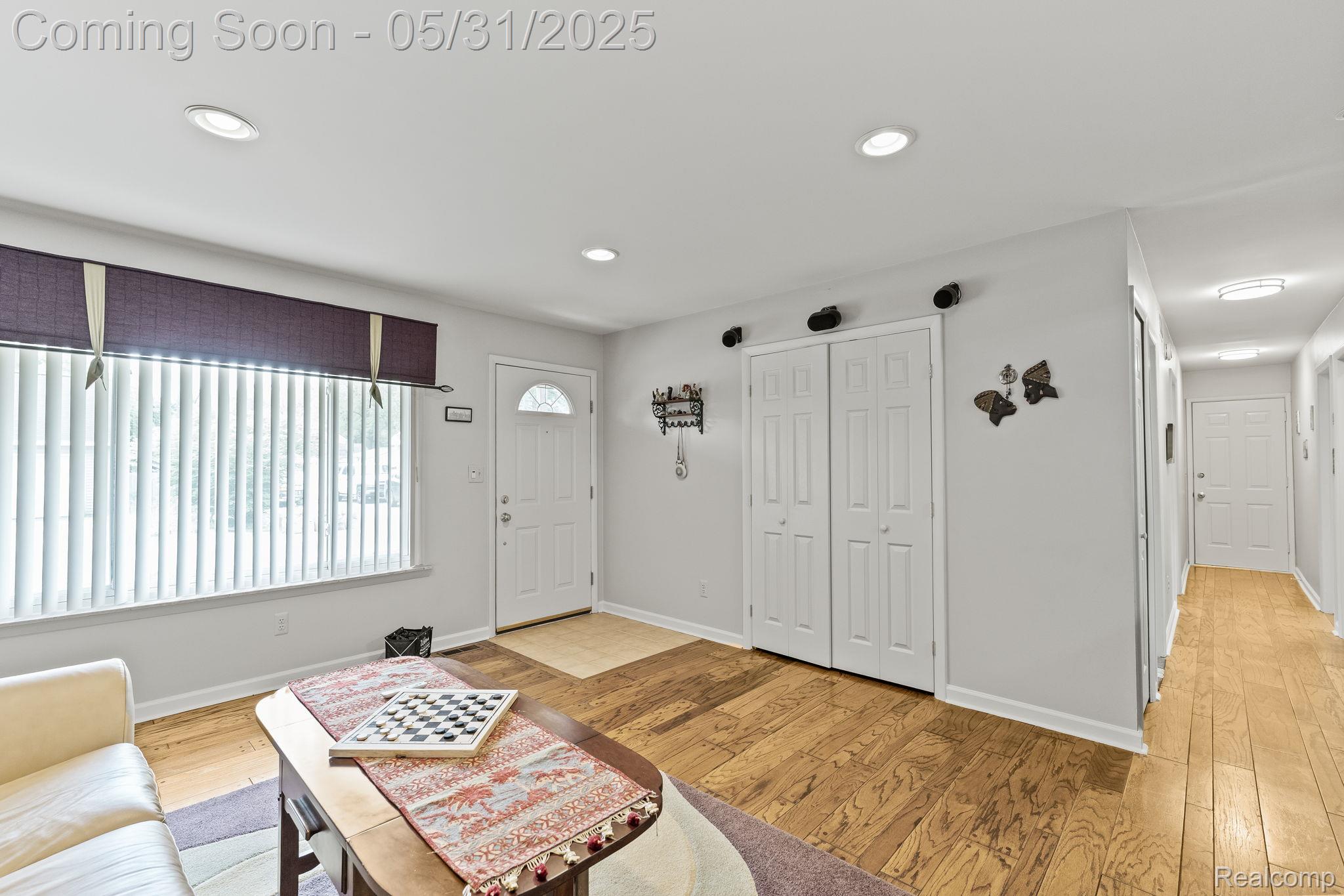 Commerce Charter Township, Michigan 48382, United States, 3 Bedrooms Bedrooms, ,1 BathroomBathrooms,Residential,Pending,139654