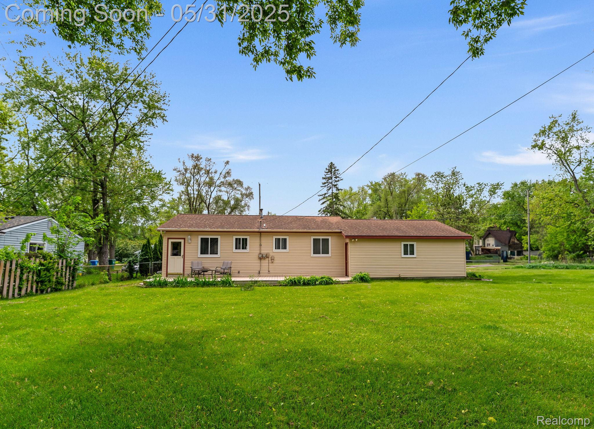 Commerce Charter Township, Michigan 48382, United States, 3 Bedrooms Bedrooms, ,1 BathroomBathrooms,Residential,Pending,139654