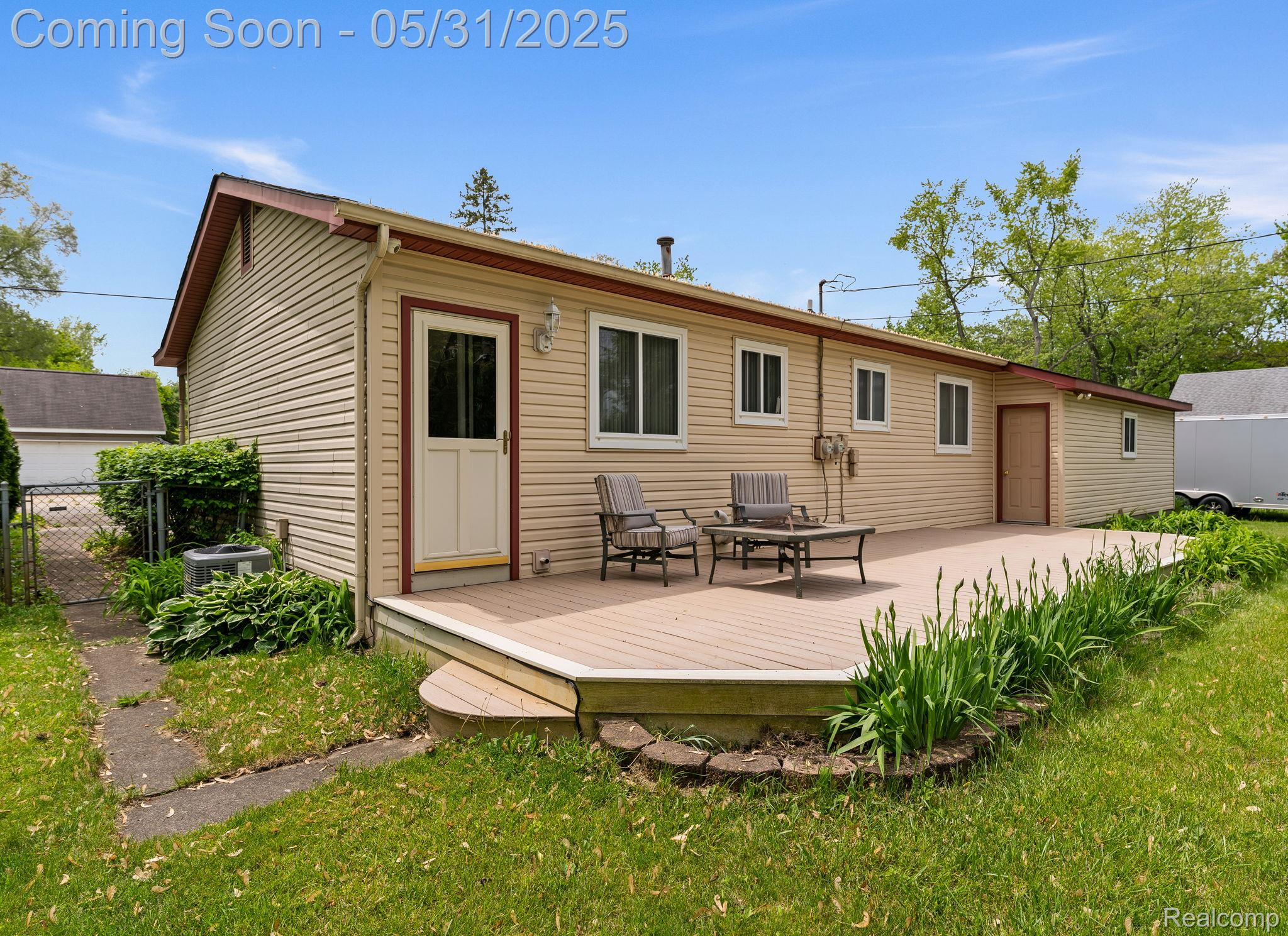 Commerce Charter Township, Michigan 48382, United States, 3 Bedrooms Bedrooms, ,1 BathroomBathrooms,Residential,Pending,139654