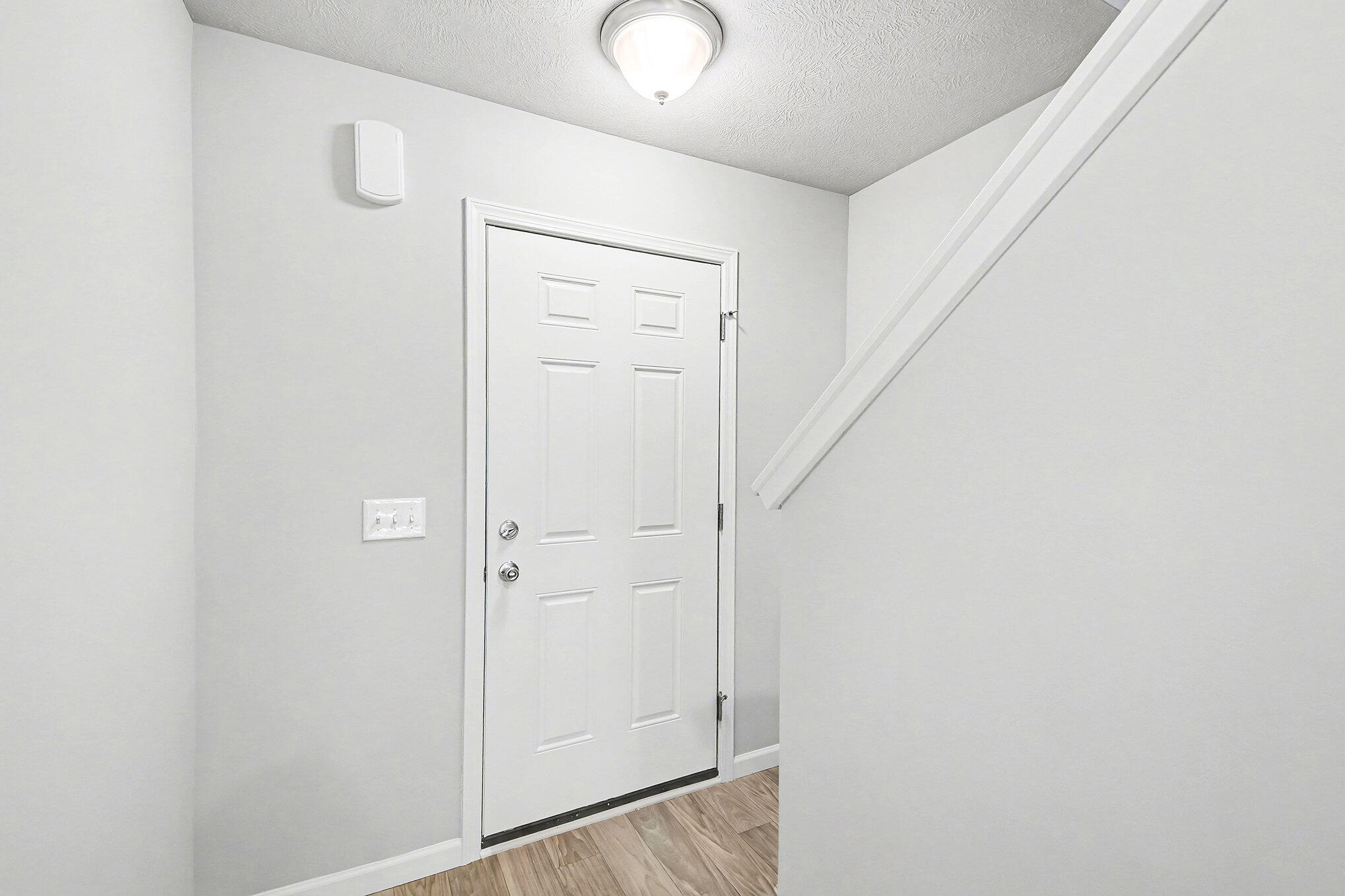 1204 Cedarwood Drive