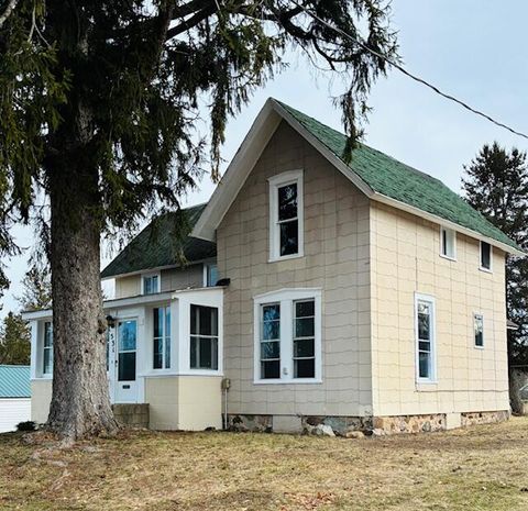 531 W Franklin Avenue Richmond Township MI 49677