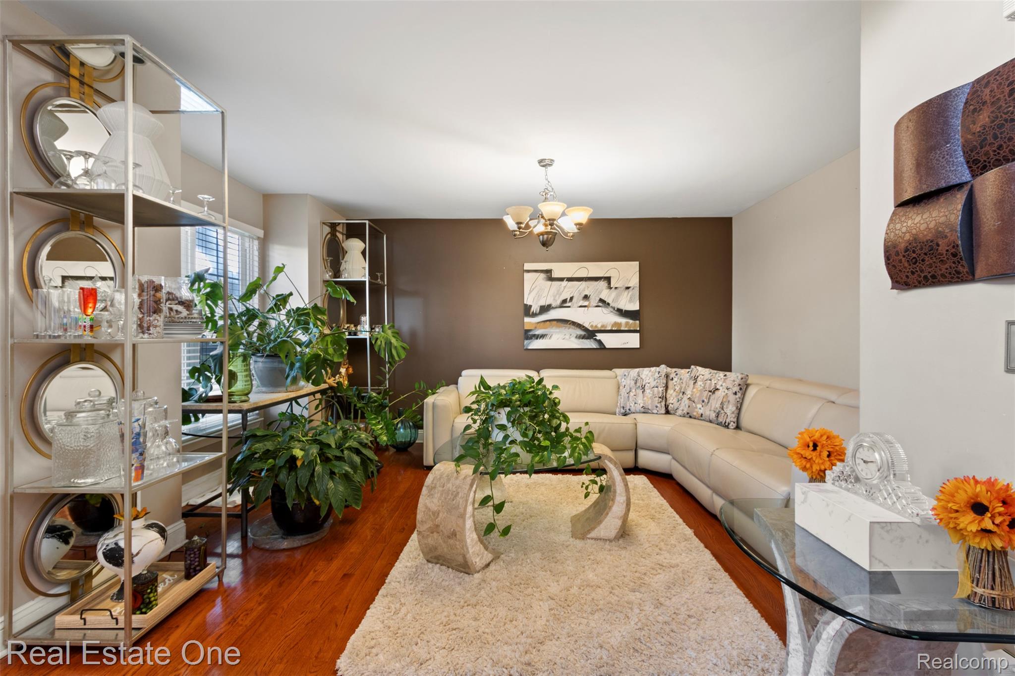 43275 Pond Bluff Drive