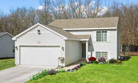 1015 Point Way Lawton Village MI 49065