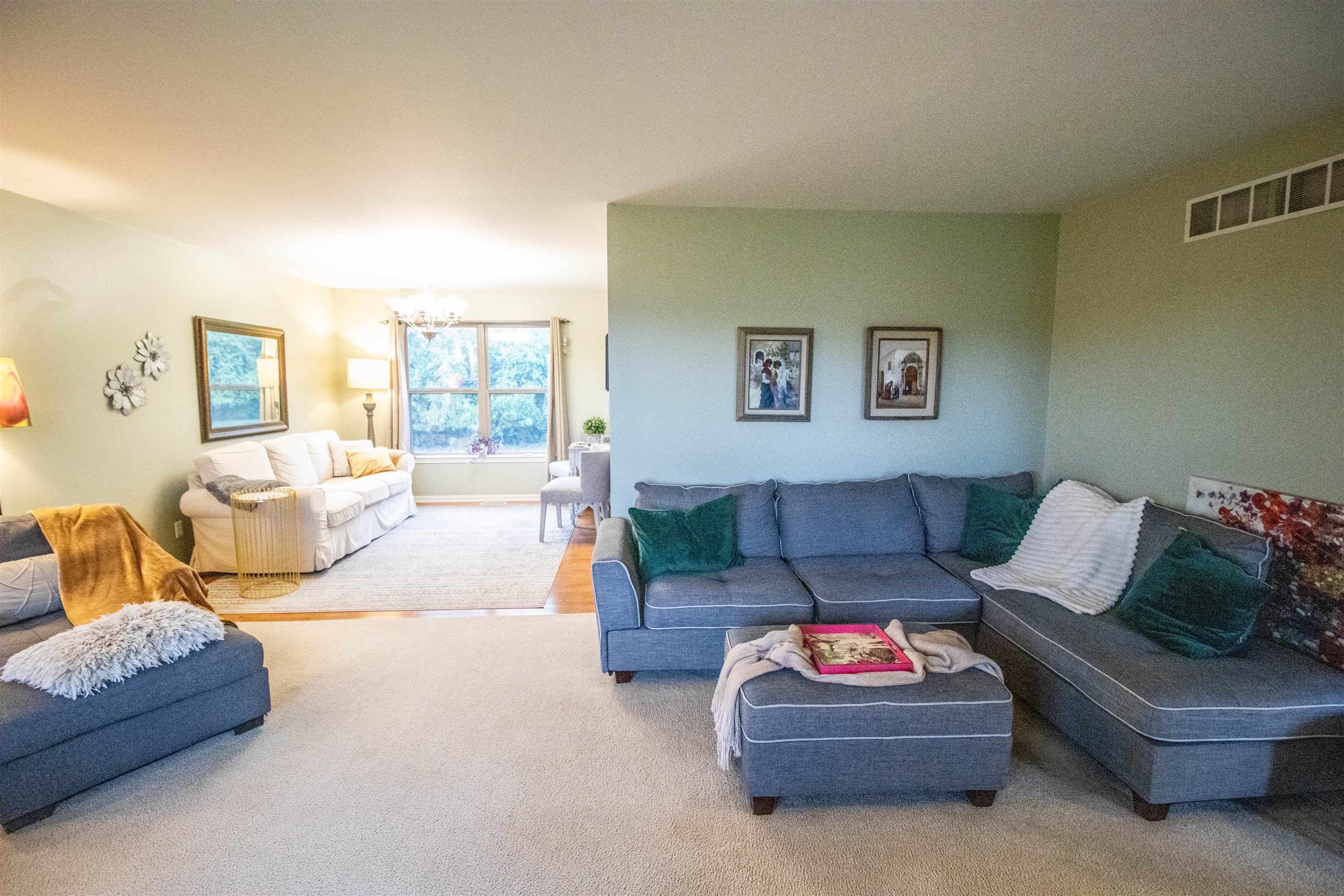 8376 Oak Ridge Drive