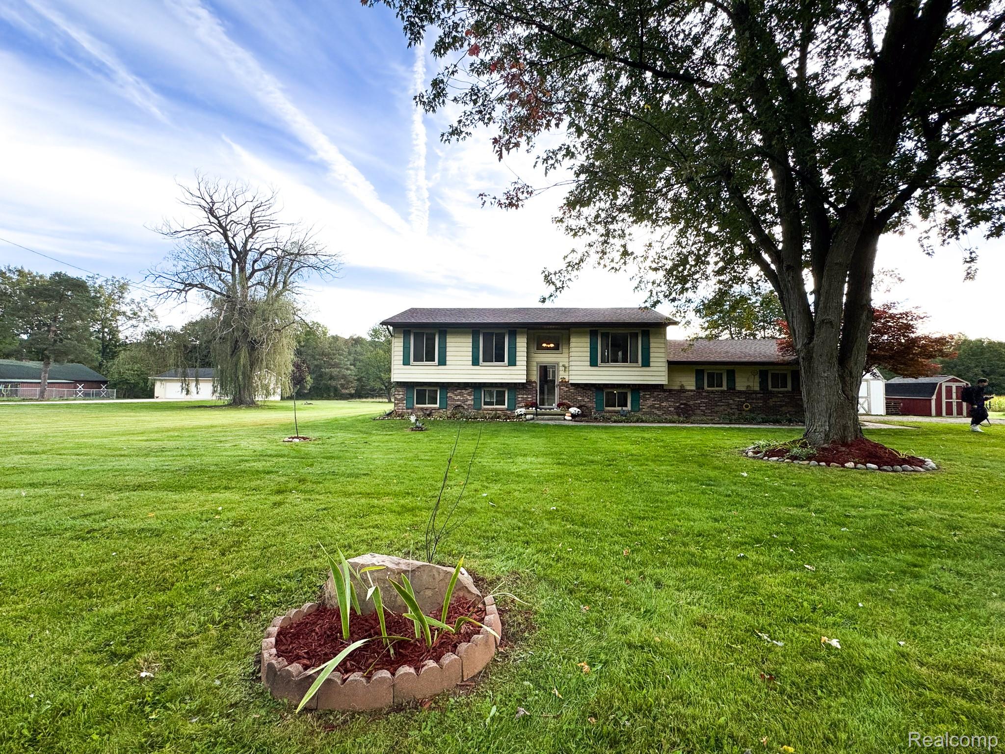 1222 N Youngs Road