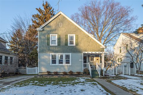 22402 Gregory Street Dearborn City MI 48124