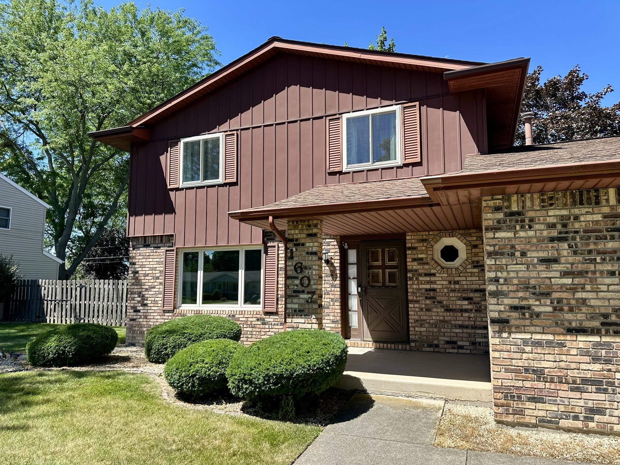 1607 Cranbrook Drive