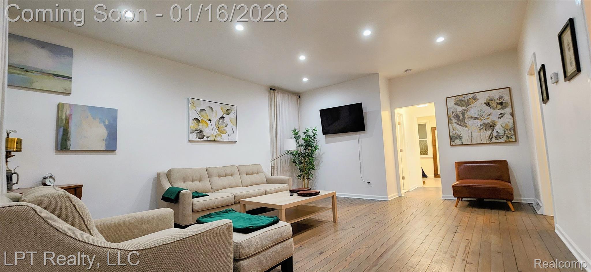 21560 Poinciana Street