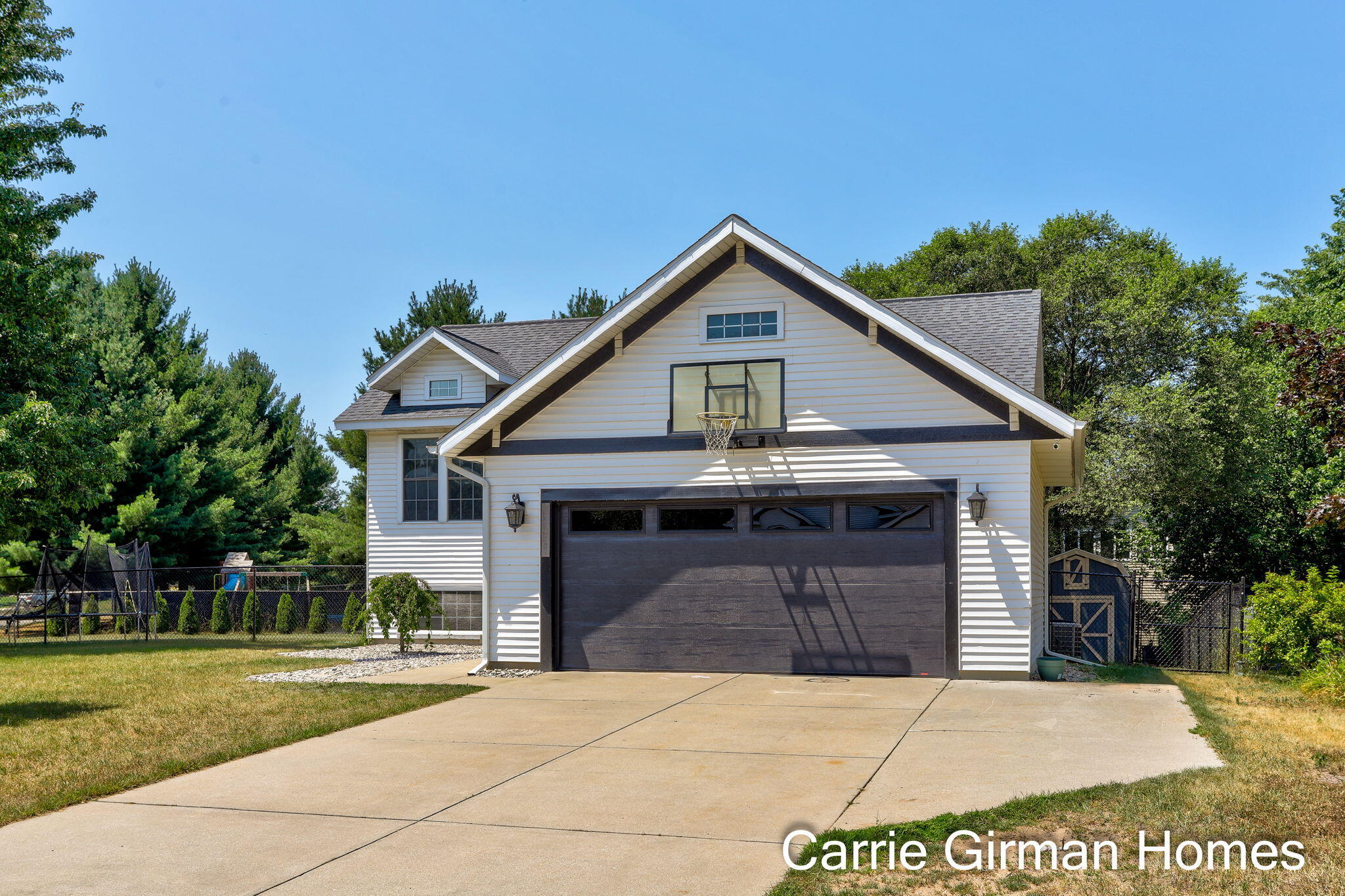 11011 Skyway Lane