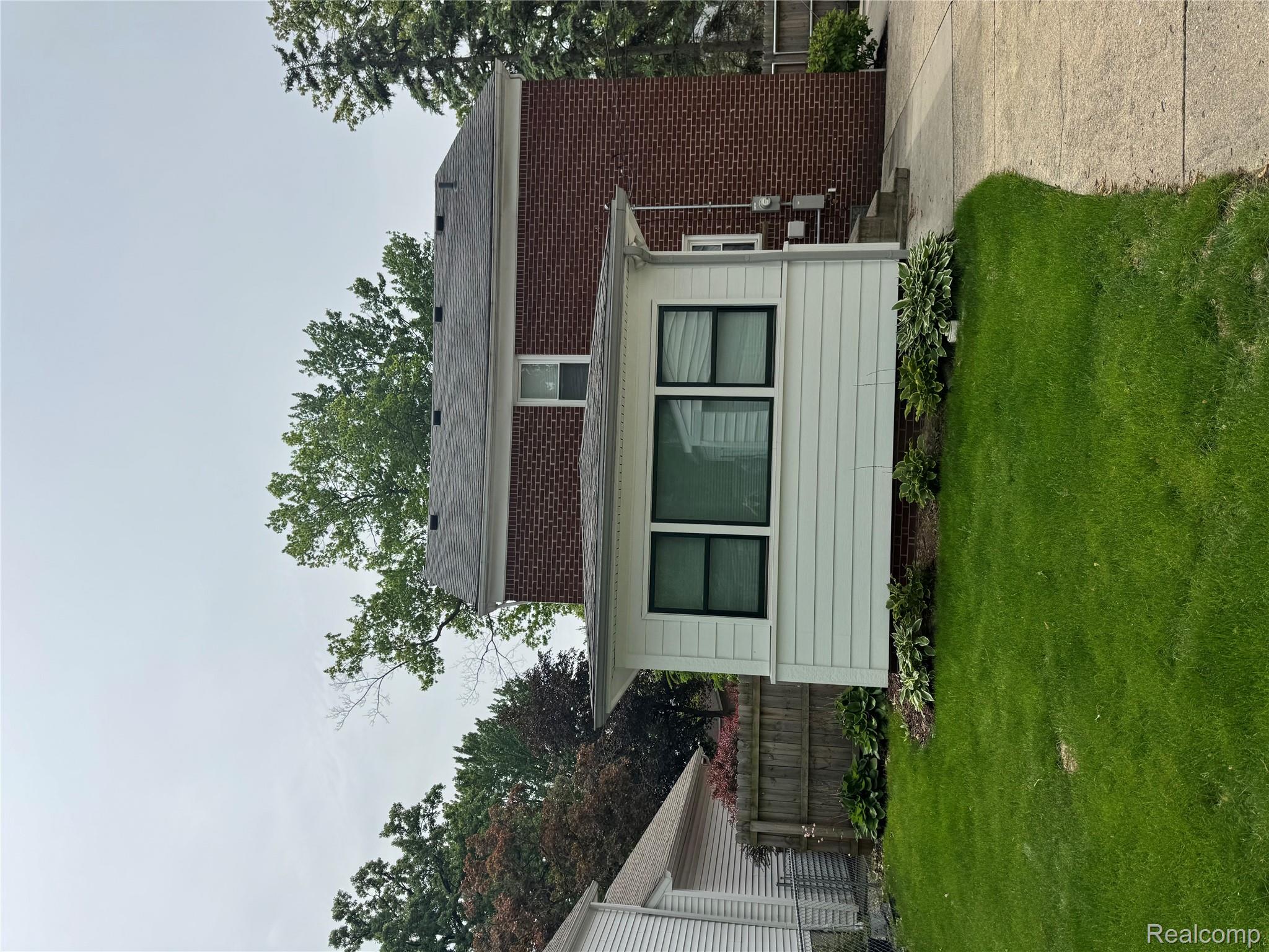 Berkley City, Michigan 48072, United States, 3 Bedrooms Bedrooms, ,2 BathroomsBathrooms,Residential,Coming Soon,137562