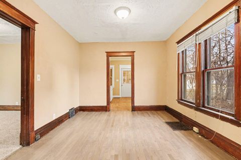 Tiny photo for 410 W Paterson Street, Kalamazoo City, MI 49007 (MLS # 66026010082)