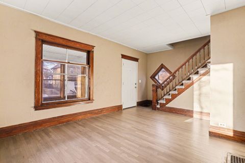 Tiny photo for 410 W Paterson Street, Kalamazoo City, MI 49007 (MLS # 66026010082)