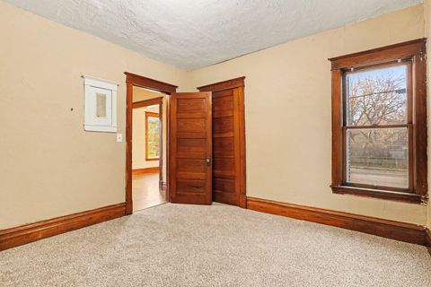 Tiny photo for 410 W Paterson Street, Kalamazoo City, MI 49007 (MLS # 66026010082)