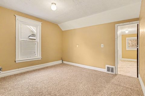 Tiny photo for 410 W Paterson Street, Kalamazoo City, MI 49007 (MLS # 66026010082)