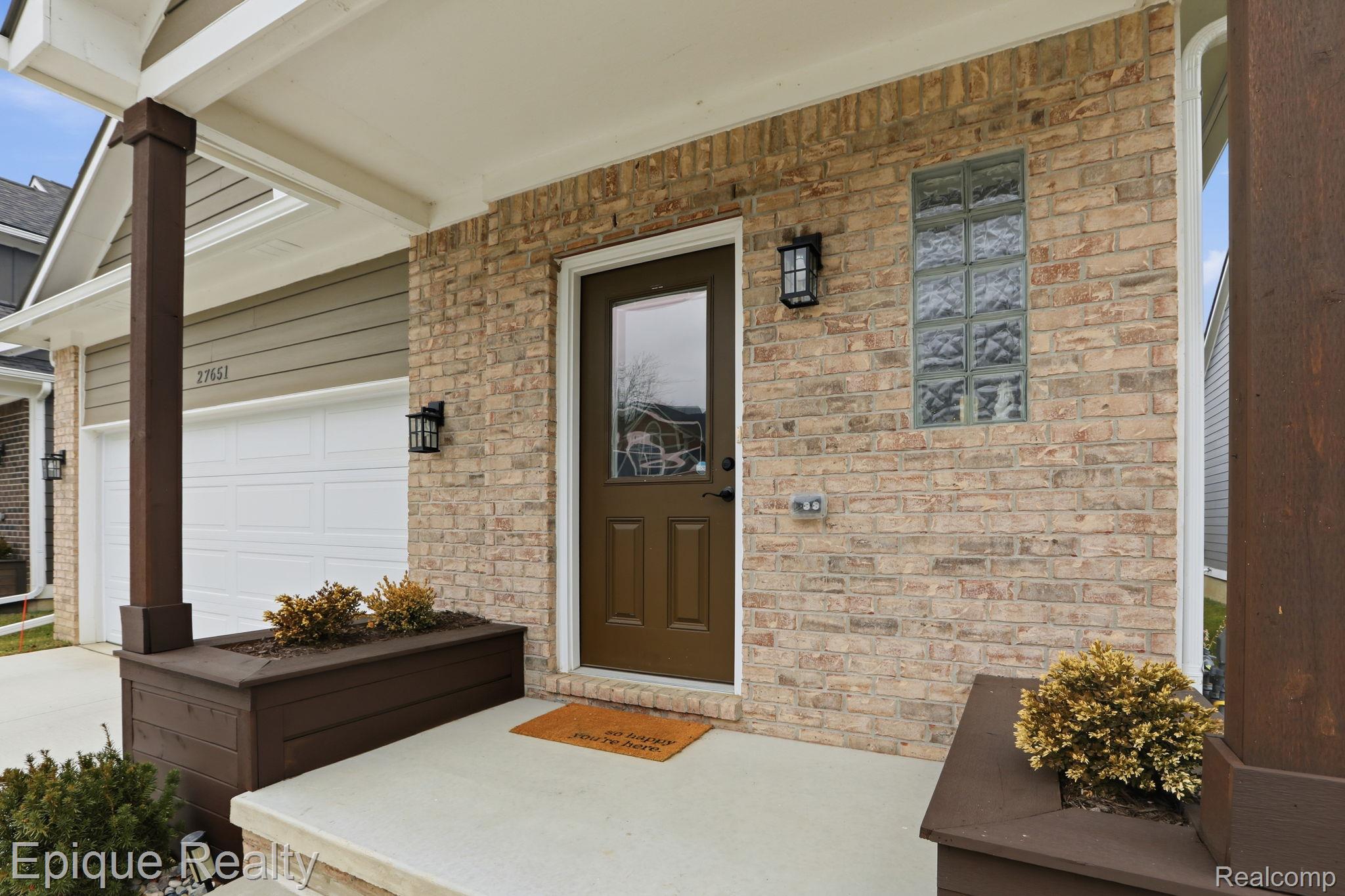 27651 Mary Jane Lane E