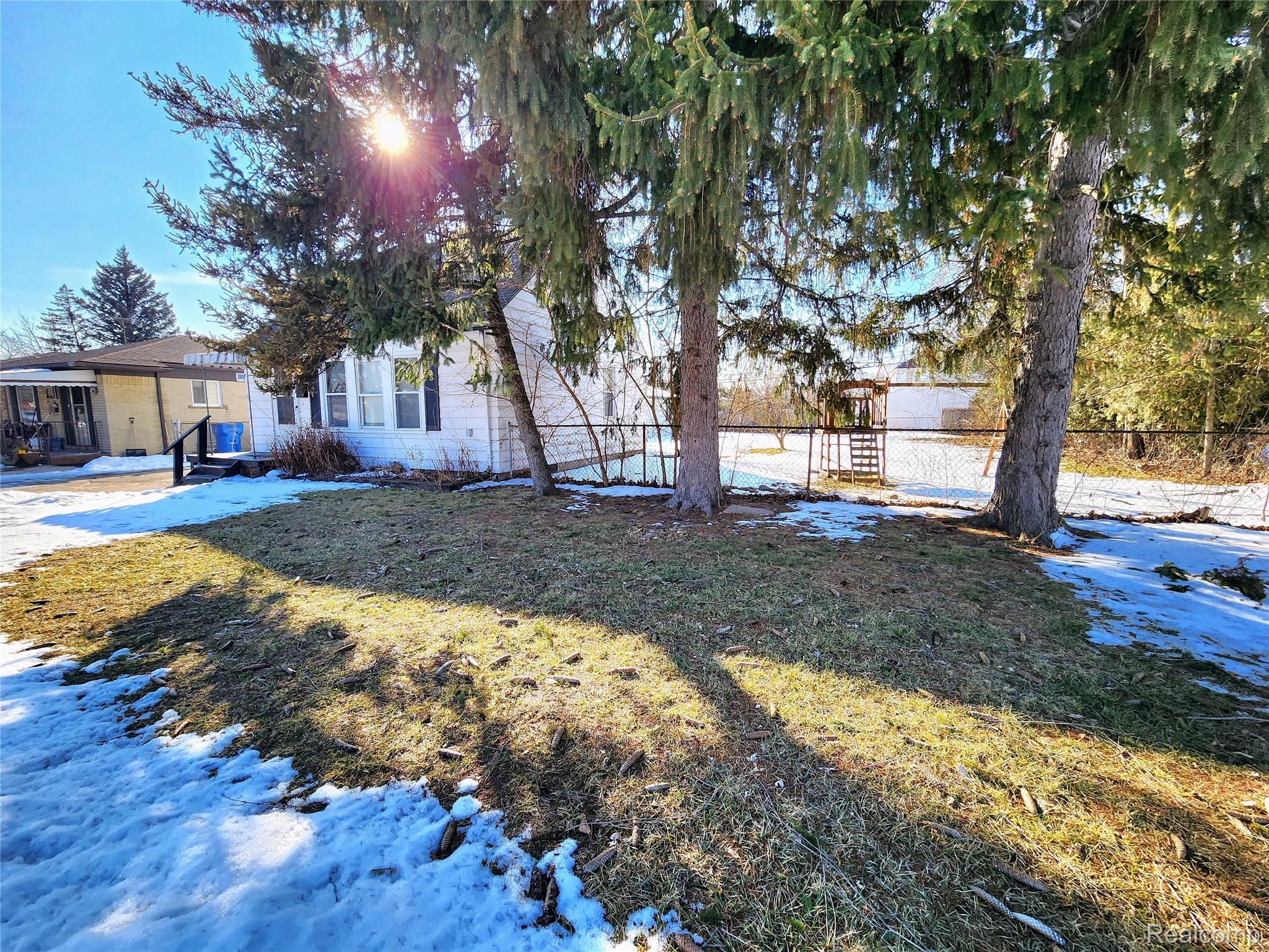 6147 Whitefield Street