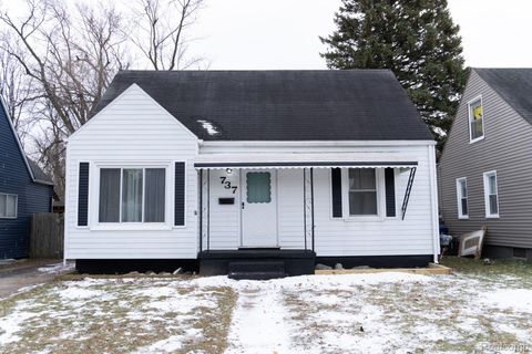 737 Campbell Street Flint City MI 48507