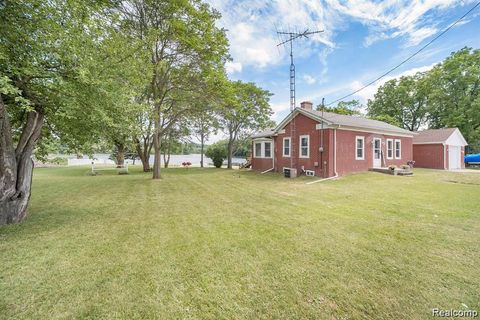 9068 Perry Road Atlas Township MI 48411