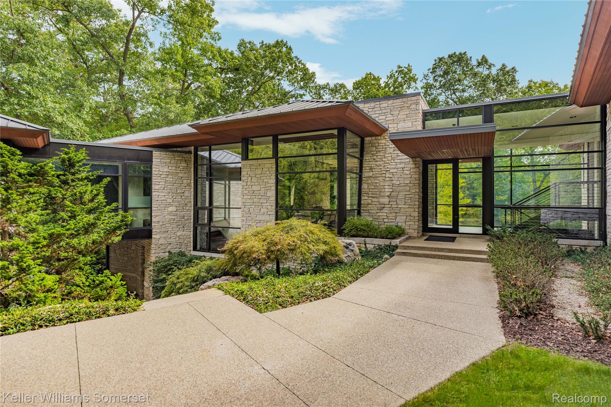 6956 Cooley Lake Road