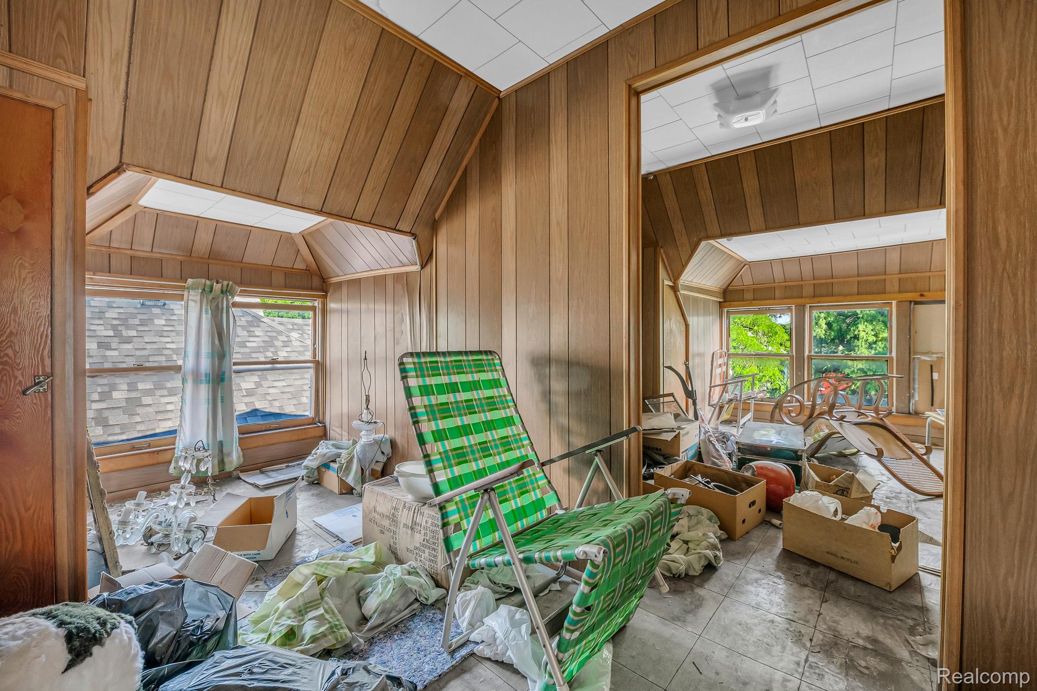 Detroit City, Michigan 48202, United States, 3 Bedrooms Bedrooms, ,2 BathroomsBathrooms,Residential,Pending,191134