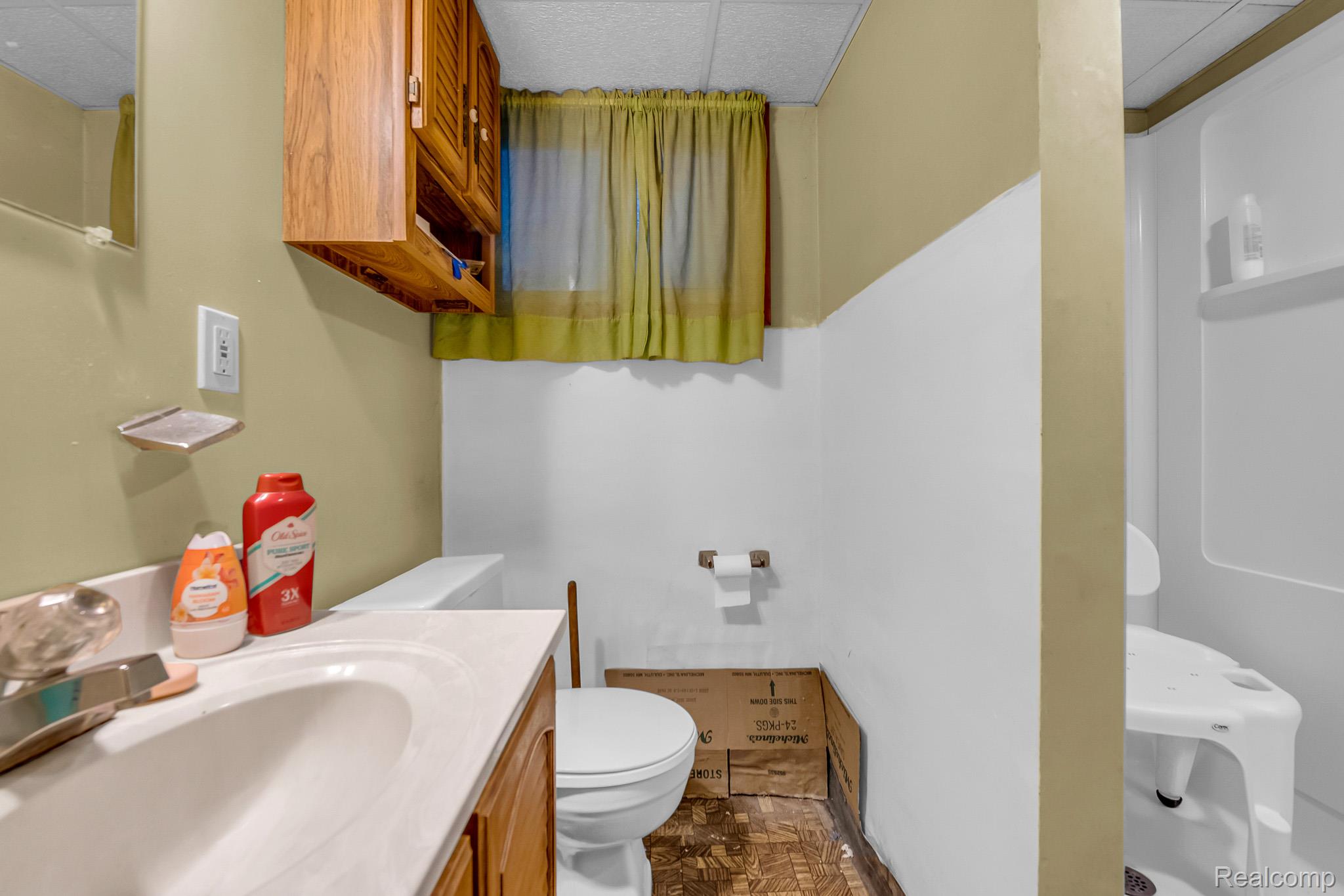 Detroit City, Michigan 48202, United States, 3 Bedrooms Bedrooms, ,2 BathroomsBathrooms,Residential,Pending,191134