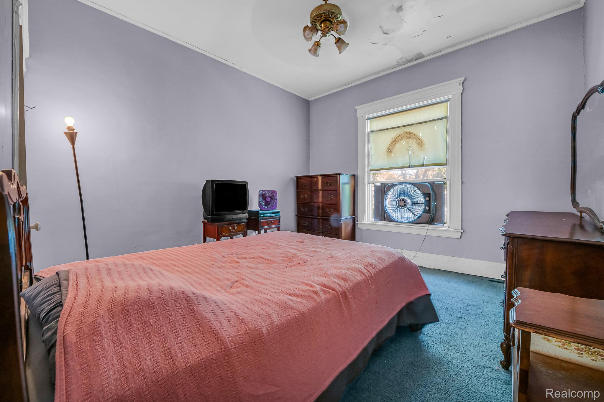 Detroit City, Michigan 48202, United States, 3 Bedrooms Bedrooms, ,2 BathroomsBathrooms,Residential,Pending,191134