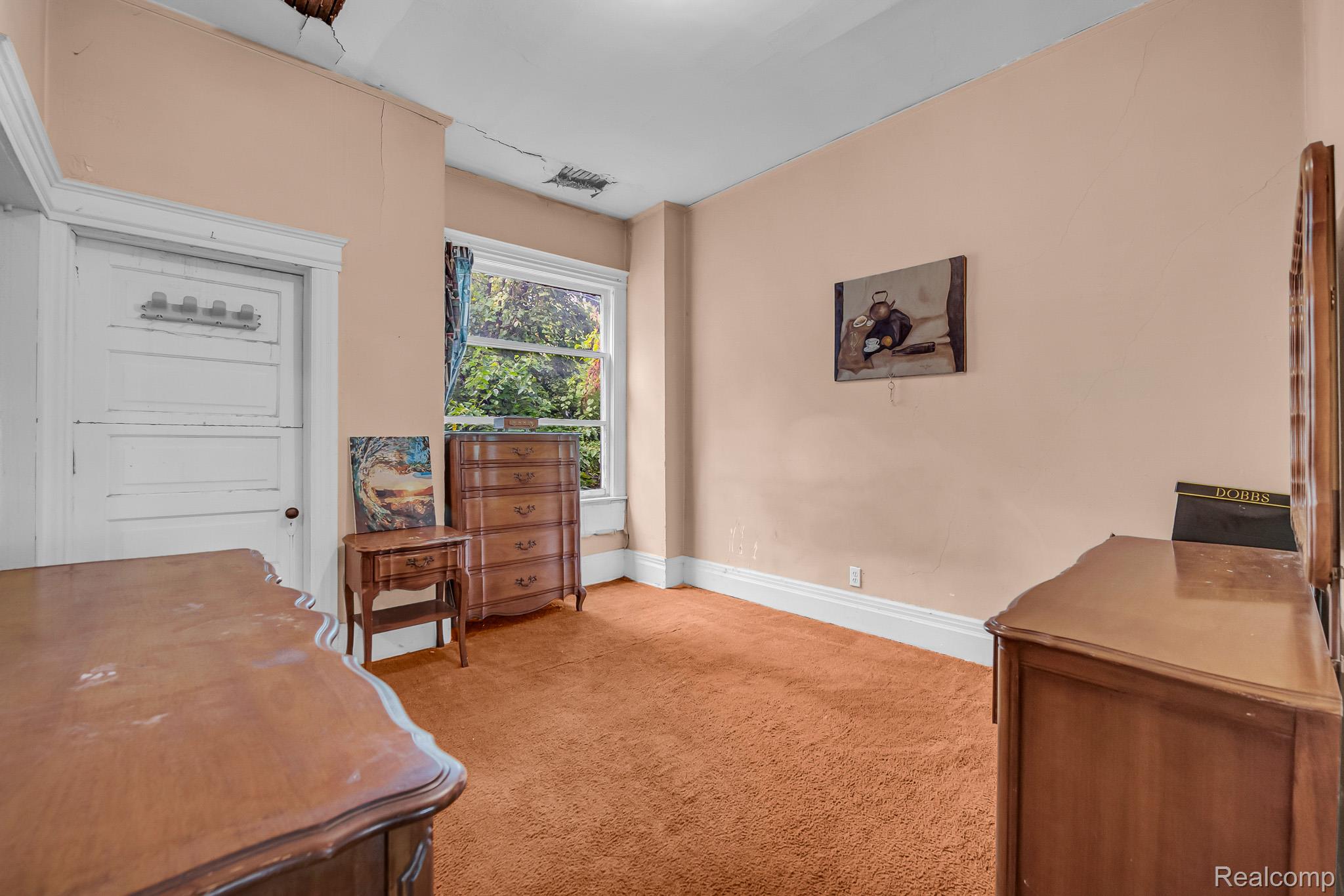 Detroit City, Michigan 48202, United States, 3 Bedrooms Bedrooms, ,2 BathroomsBathrooms,Residential,Pending,191134