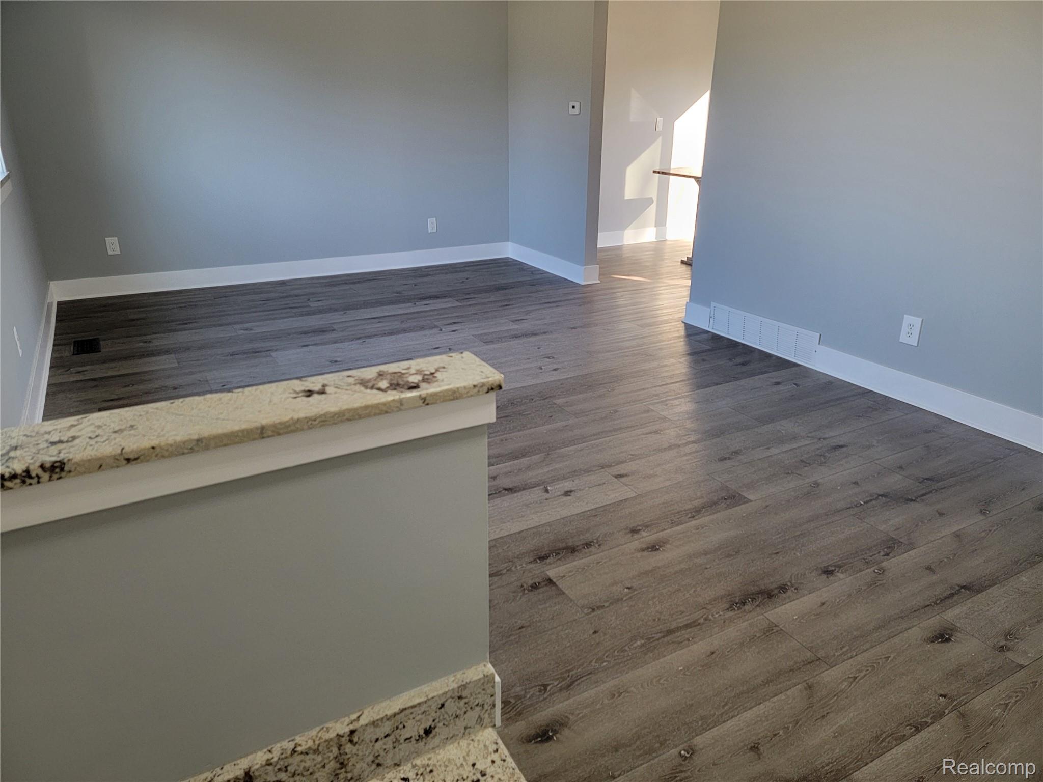 9333 Katherine Street