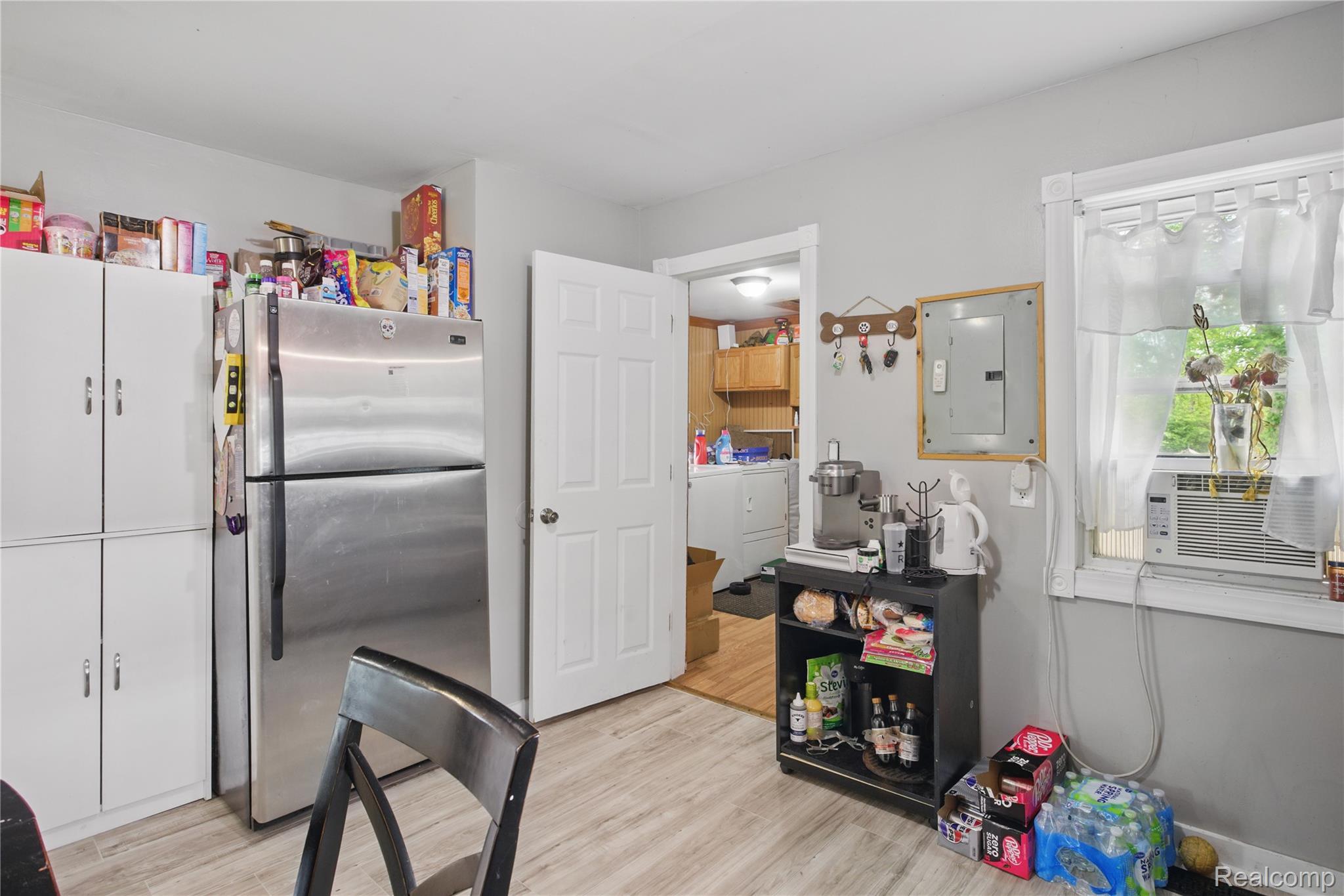 Frenchtown Township, Michigan 48162, United States, 2 Bedrooms Bedrooms, ,1 BathroomBathrooms,Residential,Active,150875