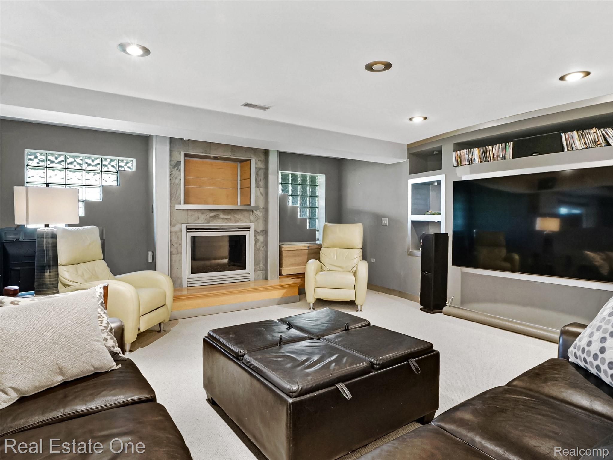 10137 Devonshire Drive